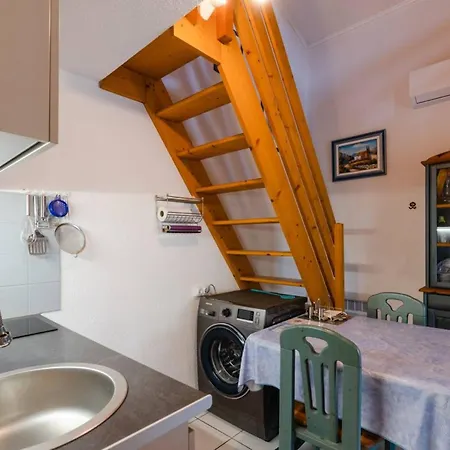 Pavillon T2 Mezzanine Climatise, Piscine, Wifi, Proche Lagune Et Plage, Parking, Non-fumeur וילה