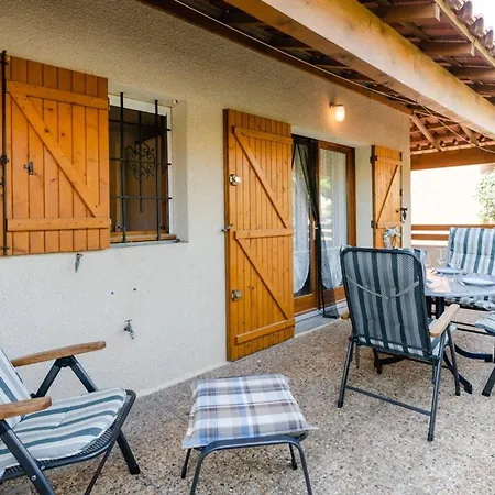 Pavillon T2 Mezzanine Climatise, Piscine, Wifi, Proche Lagune Et Plage, Parking, Non-fumeur * גרואיסאן